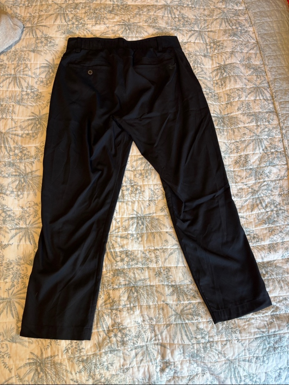 Under Armour Men’s Black Straight-Leg Performance Pants Sz 32/30 - Picture 4 of 5